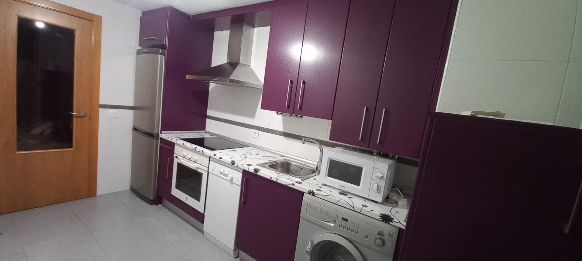 Con 2 Dormitorios, Garaje Y Terraza Junto A Appartement *